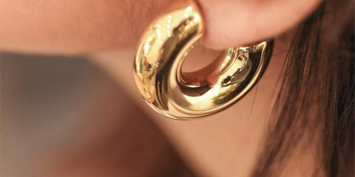 "MAGNING GLASS" EARRINGS